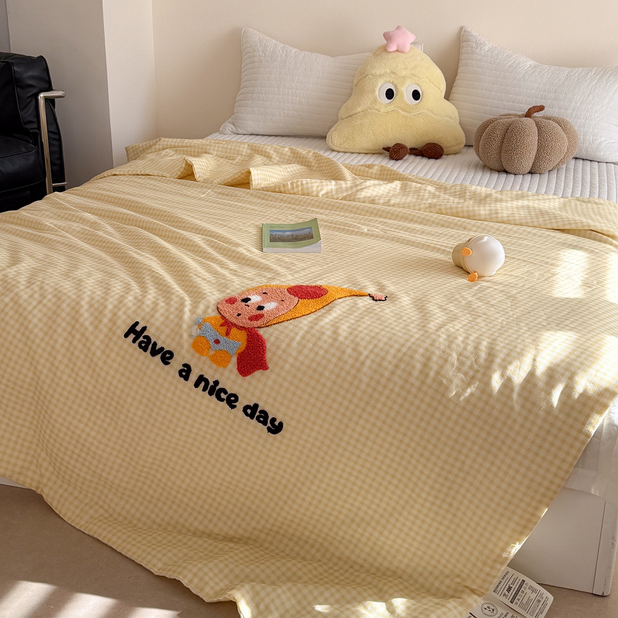 91家纺网 家纺一手货源 找家纺 有货 2026新款全棉双层纱毛巾绣夏被春秋被被子被芯-森林萌宠 香蕉贝贝