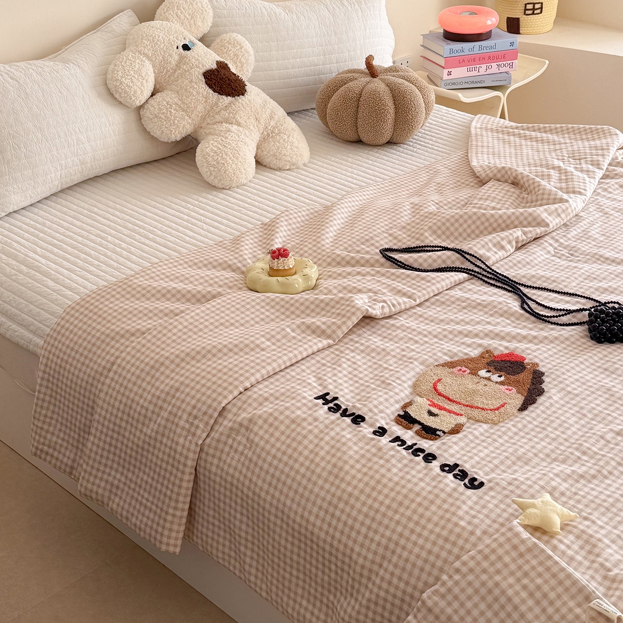 91家纺网 家纺一手货源 找家纺 有货 2026新款全棉双层纱毛巾绣夏被春秋被被子被芯-森林萌宠 马小帅