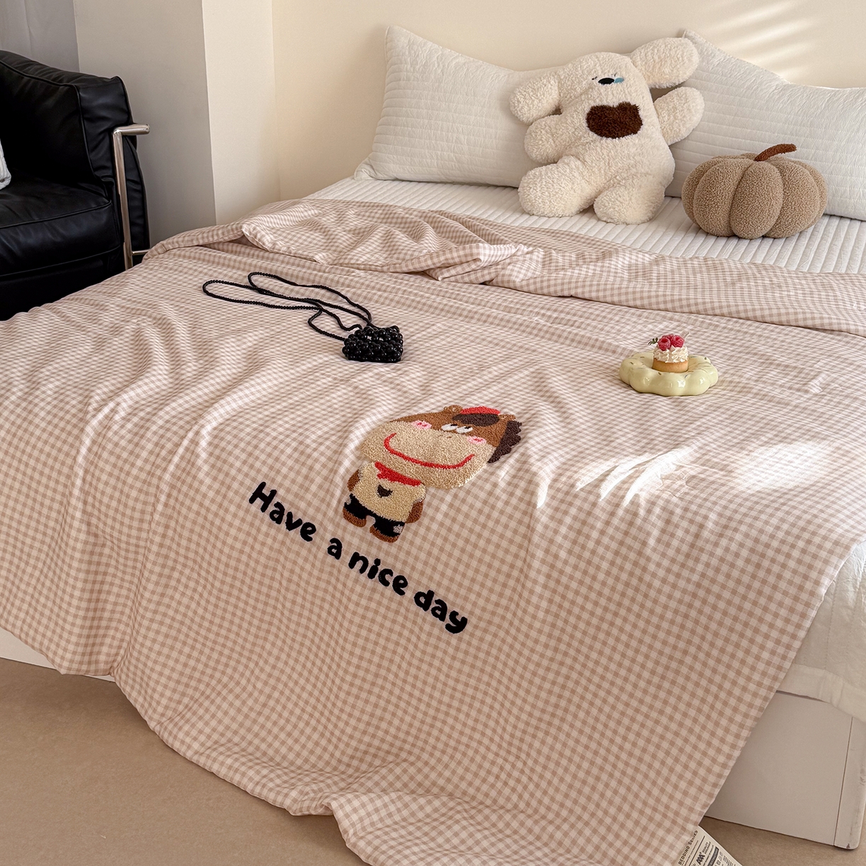 91家纺网 家纺一手货源 找家纺 有货 2026新款全棉双层纱毛巾绣夏被春秋被被子被芯-森林萌宠 马小帅