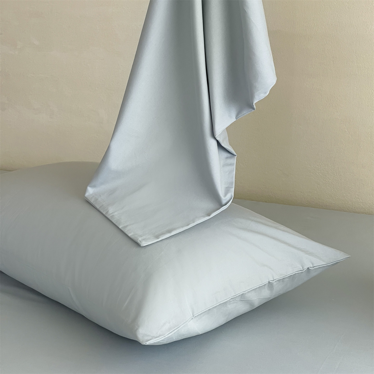 91家纺网 家纺一手货源 找家纺 三味舒屋 2026新款初色系列全棉水洗棉系列单品枕套 冰水蓝