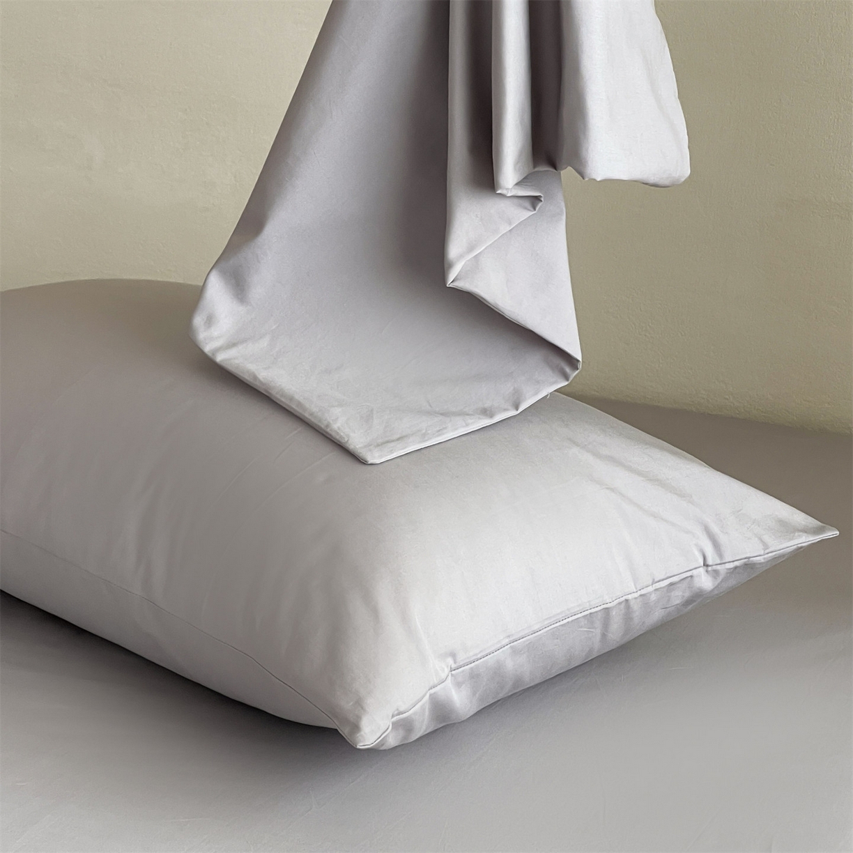 91家纺网 家纺一手货源 找家纺 三味舒屋 2026新款初色系列全棉水洗棉系列单品枕套 琥珀银