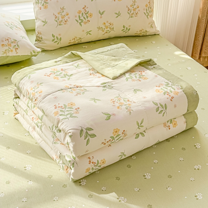 91家纺网 家纺一手货源 找家纺 蓝雀翎 2025新款全棉印花新疆棉花夏被 花样年华