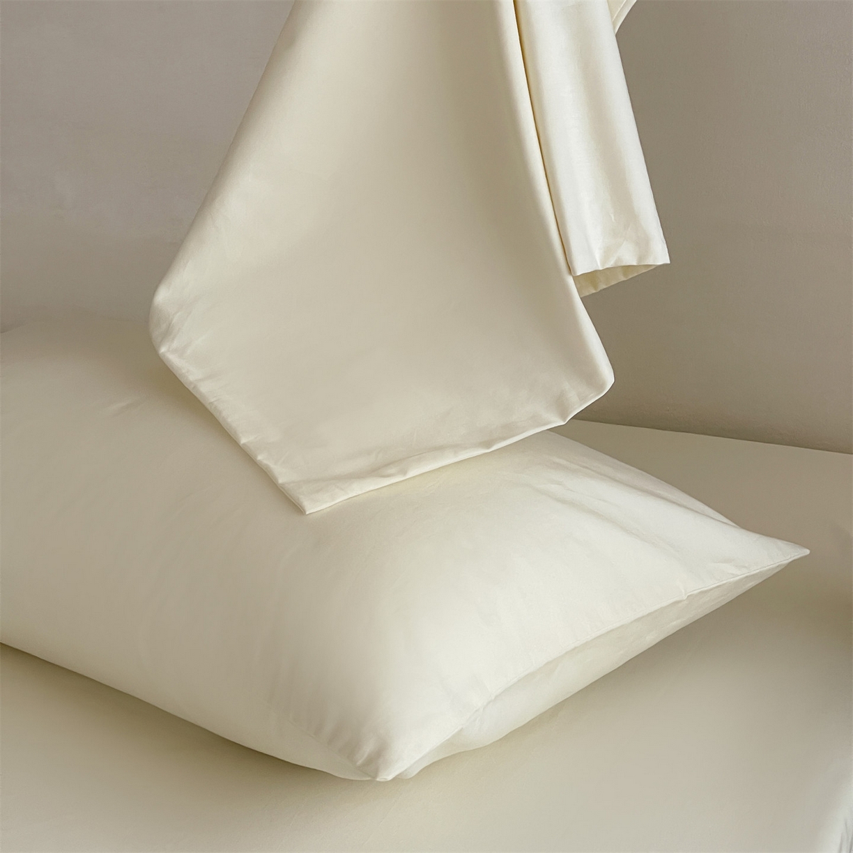 91家纺网 家纺一手货源 找家纺 三味舒屋 2026新款初色系列全棉水洗棉系列单品枕套 奶昔白