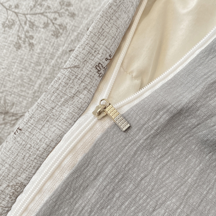 91家纺网 家纺一手货源 找家纺 红日子纺织品 2026春夏云感复古+小清新皱皱纱四件套 摇曳-灰