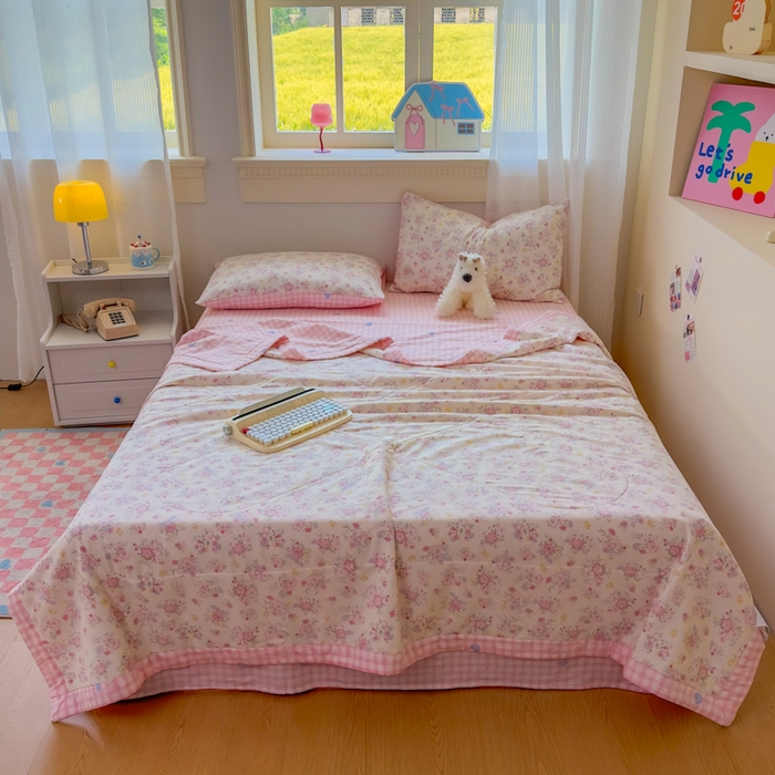 91家纺网 家纺一手货源 找家纺 蓝雀翎 2025新款全棉印花新疆棉花夏被 洛琳-粉