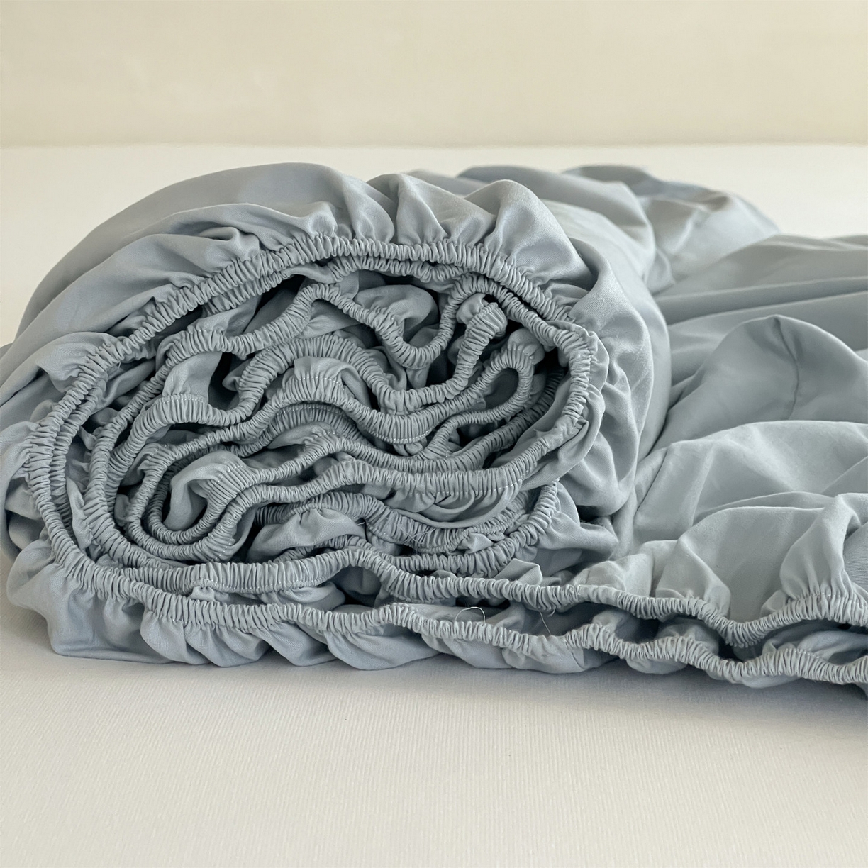 91家纺网 家纺一手货源 找家纺 三味舒屋 2026新款初色系列全棉水洗棉系列单品床笠（平台券后单品利润不低于45元/套件利润不低于120元 谢谢配合） 冰水蓝