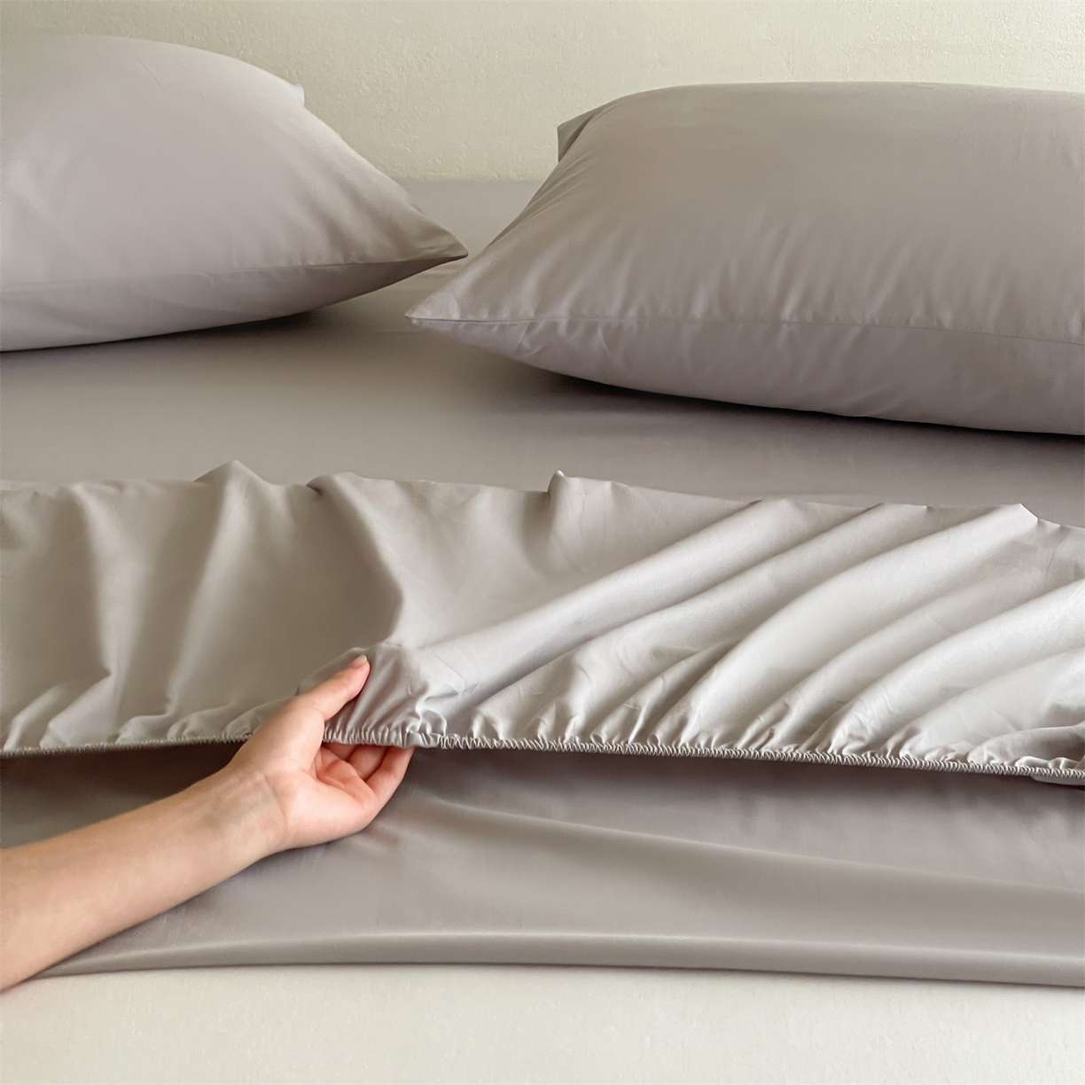 91家纺网 家纺一手货源 找家纺 三味舒屋 2026新款初色系列全棉水洗棉系列单品床笠（平台券后单品利润不低于45元/套件利润不低于120元 谢谢配合） 琥珀银