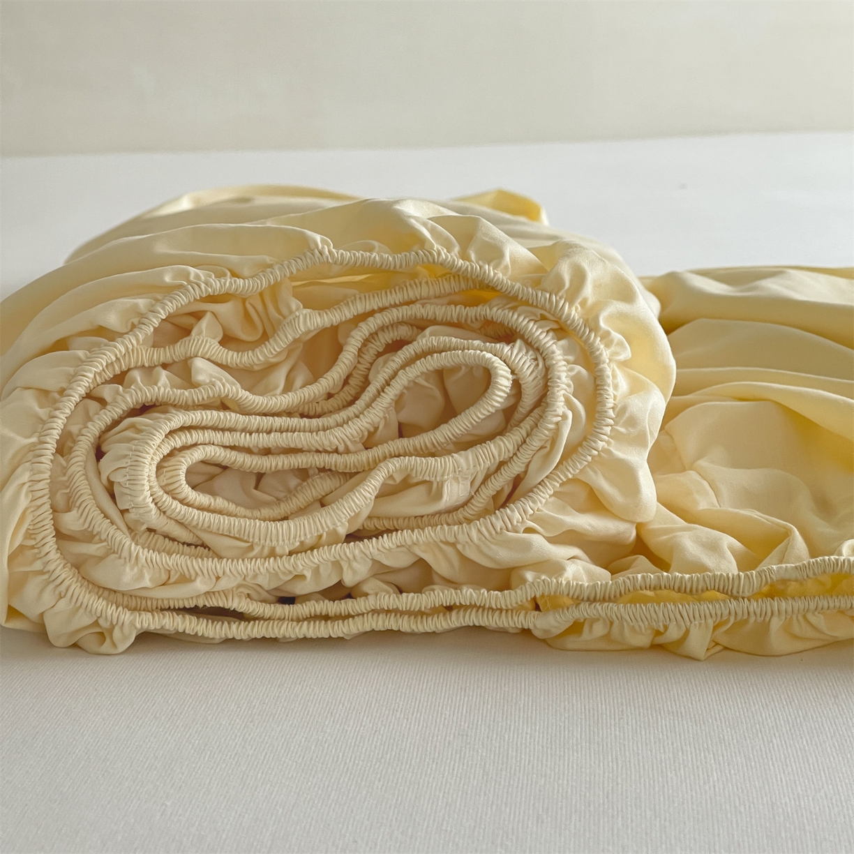 91家纺网 家纺一手货源 找家纺 三味舒屋 2026新款初色系列全棉水洗棉系列单品床笠（平台券后单品利润不低于45元/套件利润不低于120元 谢谢配合） 米黄