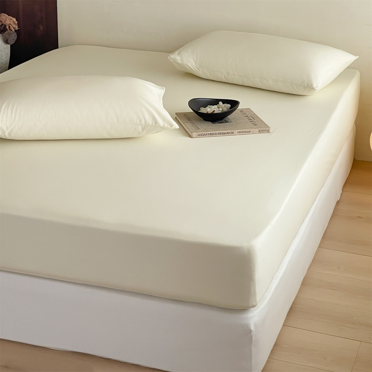 91家纺网 家纺一手货源 找家纺 三味舒屋 2026新款初色系列全棉水洗棉系列单品床笠（平台券后单品利润不低于45元/套件利润不低于120元 谢谢配合） 奶昔白