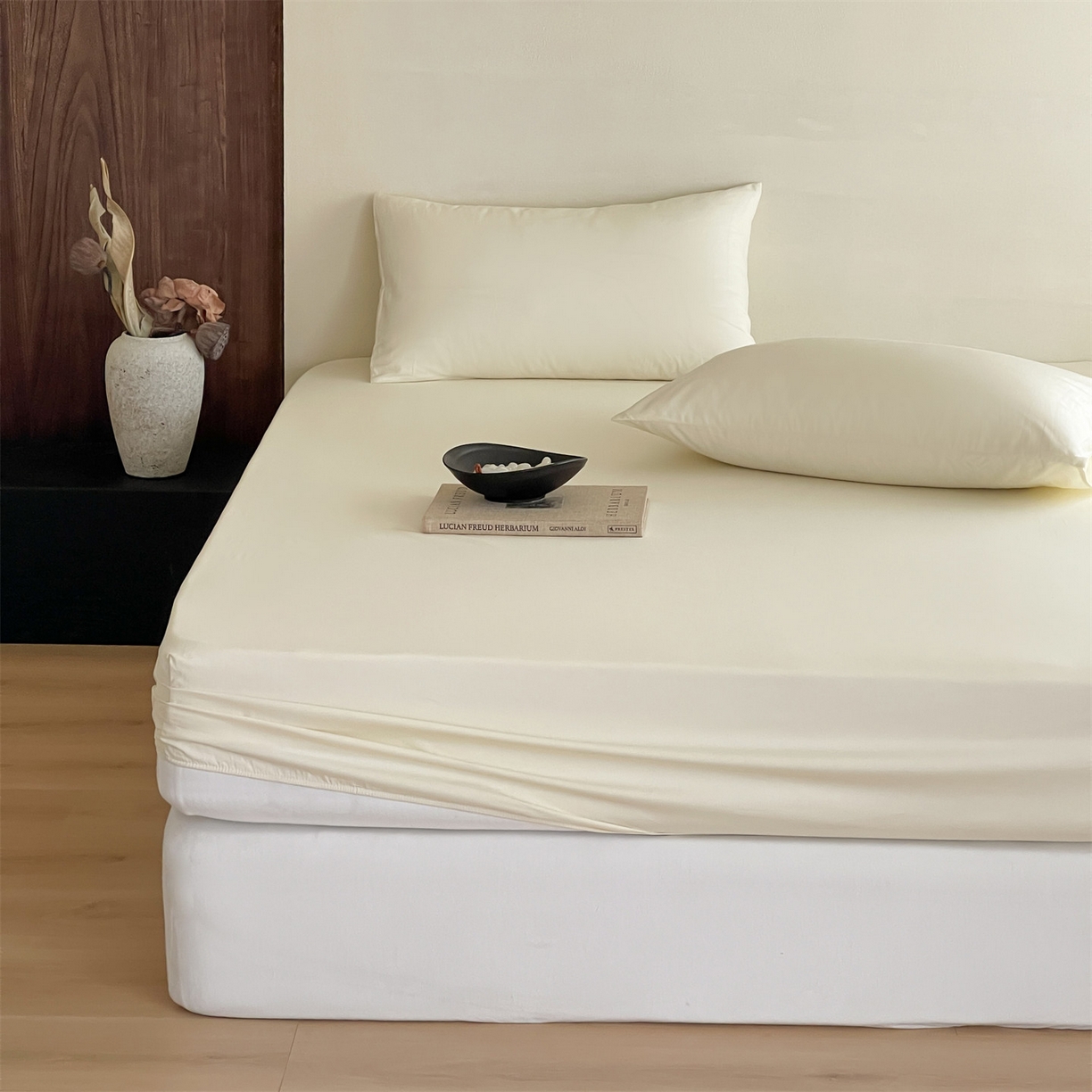 91家纺网 家纺一手货源 找家纺 三味舒屋 2026新款初色系列全棉水洗棉系列单品床笠（平台券后单品利润不低于45元/套件利润不低于120元 谢谢配合） 奶昔白