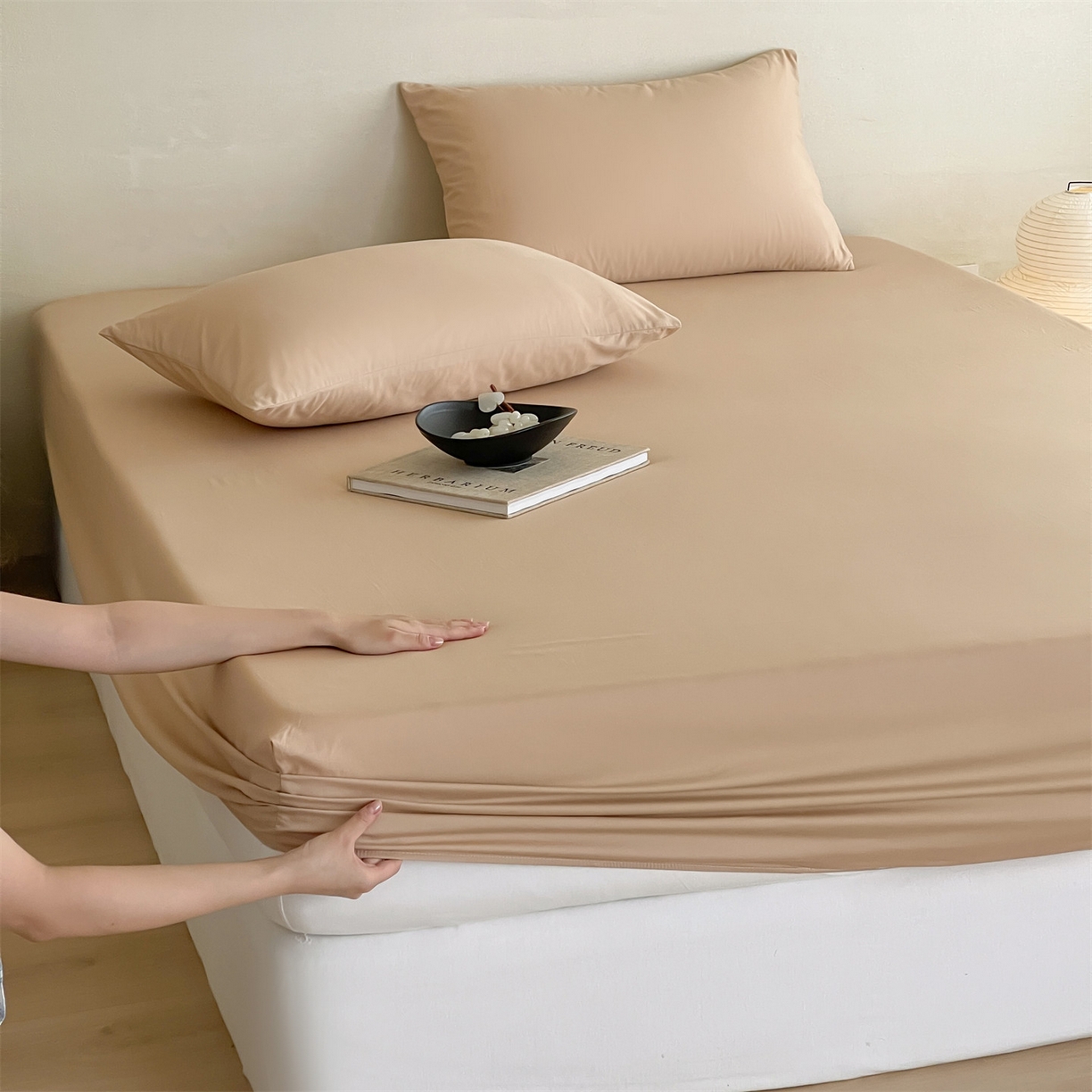 91家纺网 家纺一手货源 找家纺 三味舒屋 2026新款初色系列全棉水洗棉系列单品床笠（平台券后单品利润不低于45元/套件利润不低于120元 谢谢配合） 浅驼