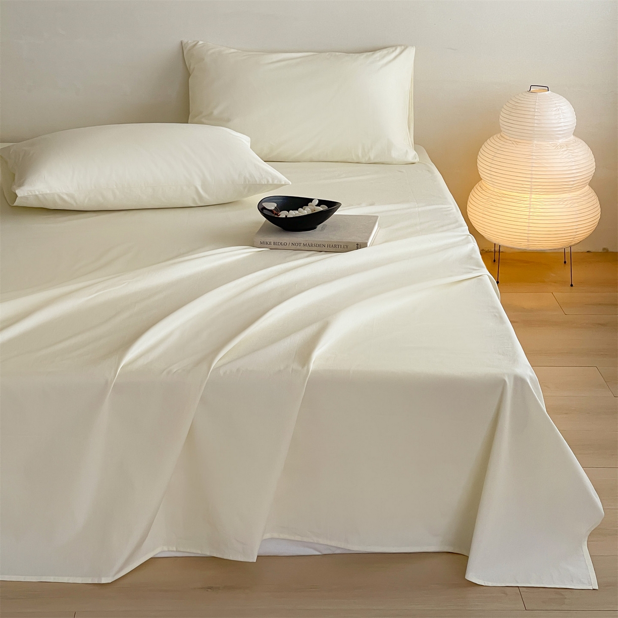 91家纺网 家纺一手货源 找家纺 三味舒屋 2026新款初色系列全棉水洗棉系列单品床单（平台券后单品利润不低于45元/套件利润不低于120元 谢谢配合） 奶昔白