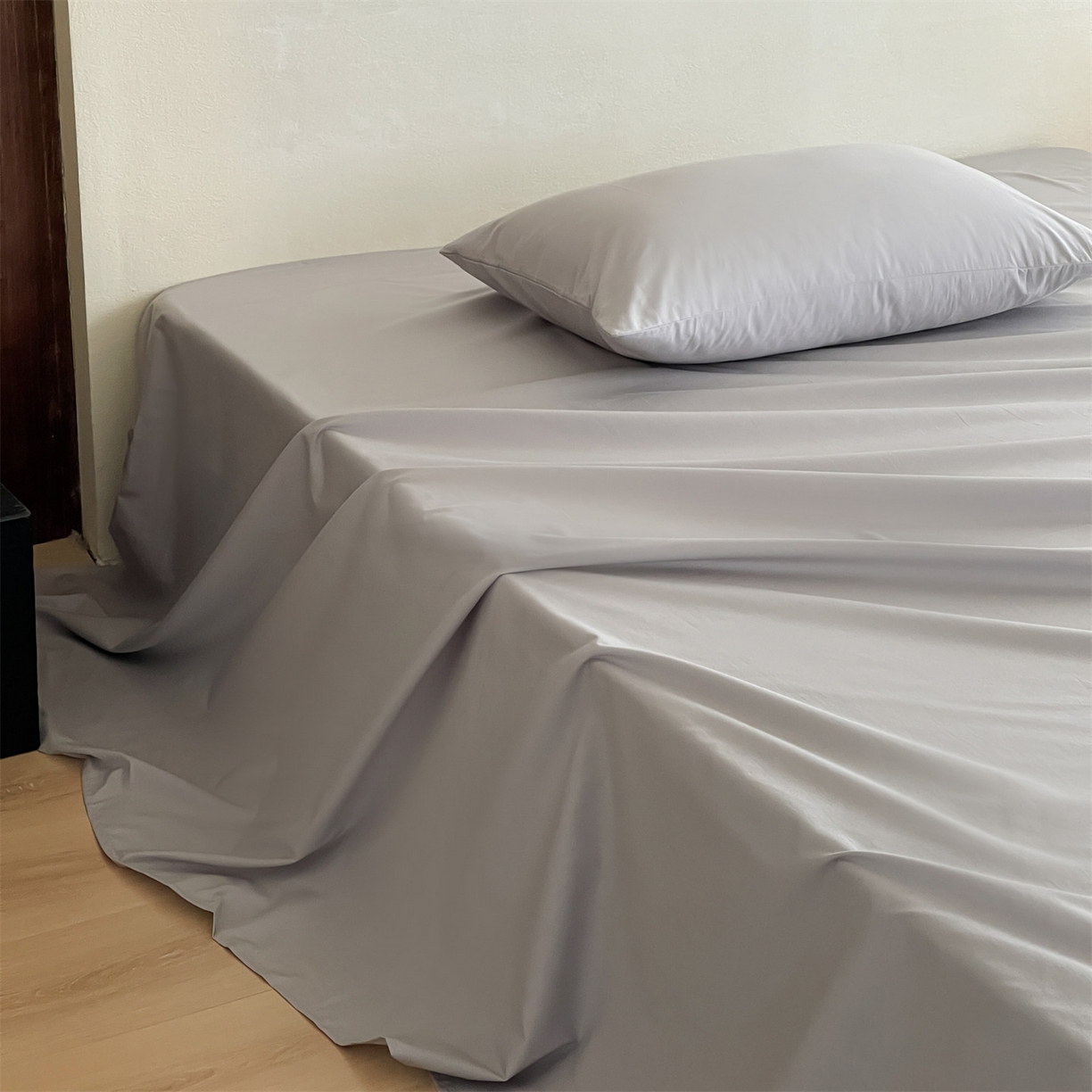 91家纺网 家纺一手货源 找家纺 三味舒屋 2026新款初色系列全棉水洗棉系列单品床单（平台券后单品利润不低于45元/套件利润不低于120元 谢谢配合） 琥珀银