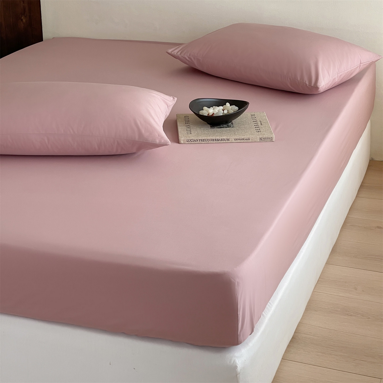 91家纺网 家纺一手货源 找家纺 三味舒屋 2026新款初色系列全棉水洗棉系列单品床笠（平台券后单品利润不低于45元/套件利润不低于120元 谢谢配合） 蔷薇粉