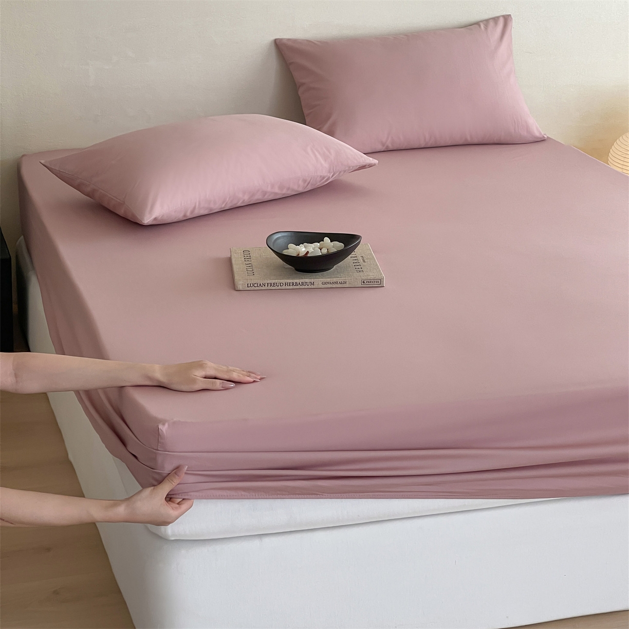 91家纺网 家纺一手货源 找家纺 三味舒屋 2026新款初色系列全棉水洗棉系列单品床笠（平台券后单品利润不低于45元/套件利润不低于120元 谢谢配合） 蔷薇粉