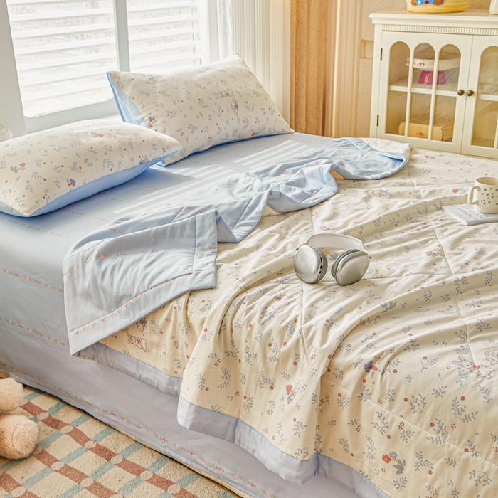 91家纺网 家纺一手货源 找家纺  蓝雀翎 2025新款全棉印花新疆棉花夏被 觅时光-蓝