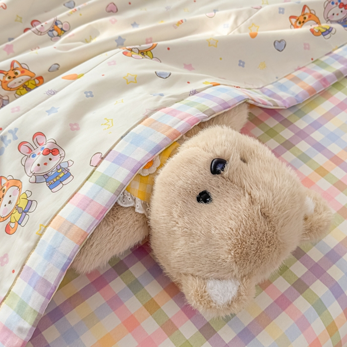 91家纺网 家纺一手货源 找家纺 蓝雀翎 2025新款全棉印花新疆棉花夏被 甜蜜小兔