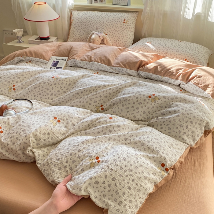 91家纺网 家纺一手货源 找家纺 红日子纺织品 2026春夏云感复古+小清新皱皱纱四件套 秘密花园