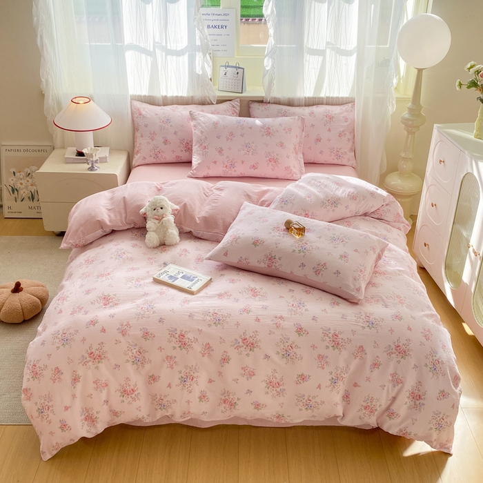 91家纺网 家纺一手货源 找家纺 红日子纺织品 2026春夏云感复古+小清新皱皱纱四件套 蔷薇序曲