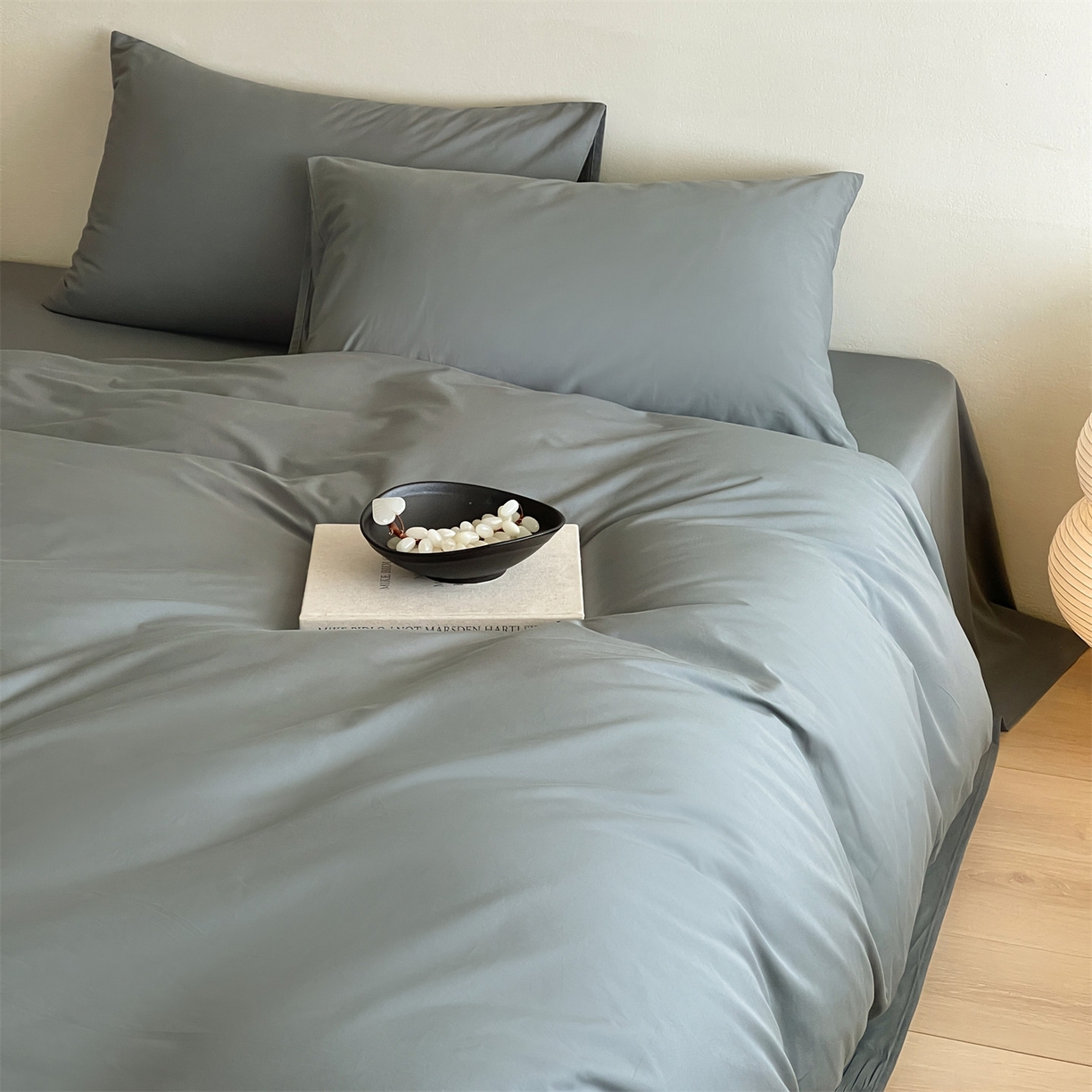 91家纺网 家纺一手货源 找家纺 三味舒屋 2026新款初色系列全棉水洗棉系列四件套（平台券后单品利润不低于45元/套件利润不低于120元 谢谢配合) 石墨灰