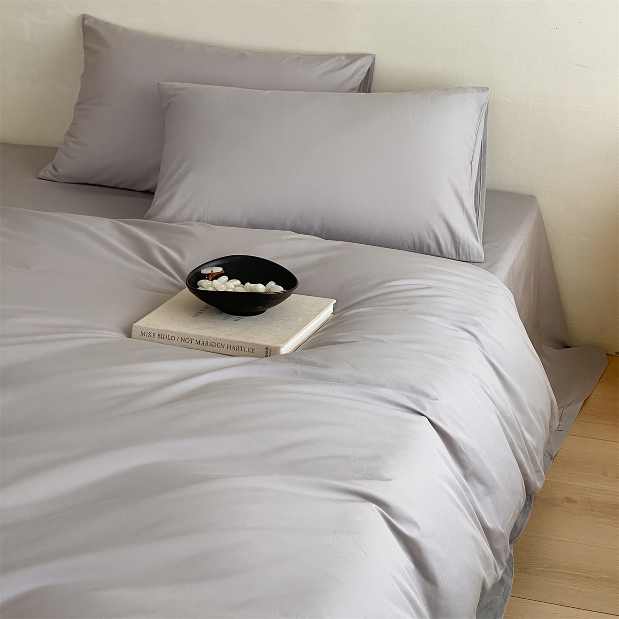 91家纺网 家纺一手货源 找家纺 三味舒屋 2026新款初色系列全棉水洗棉系列四件套（平台券后单品利润不低于45元/套件利润不低于120元 谢谢配合) 琥珀银