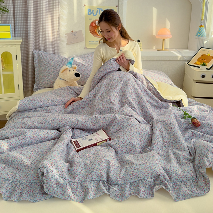 91家纺网 家纺一手货源 找家纺 默忆 2026新款A类韩版花边木棉夏被夏凉被空调被被子被芯 万花丛林