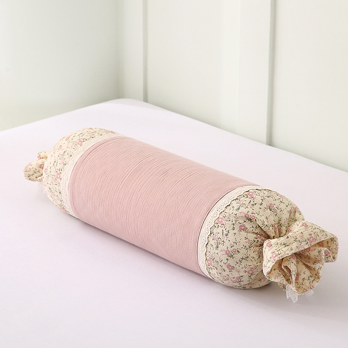 91家纺网 家纺一手货源 找家纺 蔻眠 绑带款全棉皱皱纱荞麦枕头糖果牵引护颈枕芯 粉色