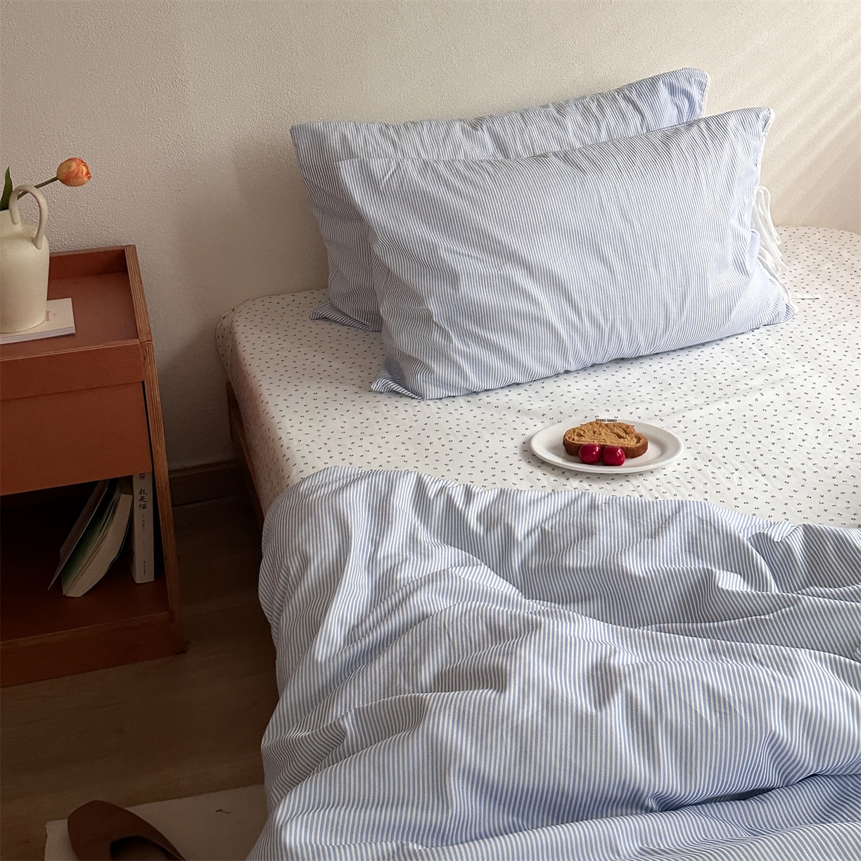 91家纺网 家纺一手货源 找家纺 （总）恋恋三季 2026新款40支纯棉绑带款四件套-星蓝霜糖系列 （套件会员-5 全平台控价：188/228/248 ）