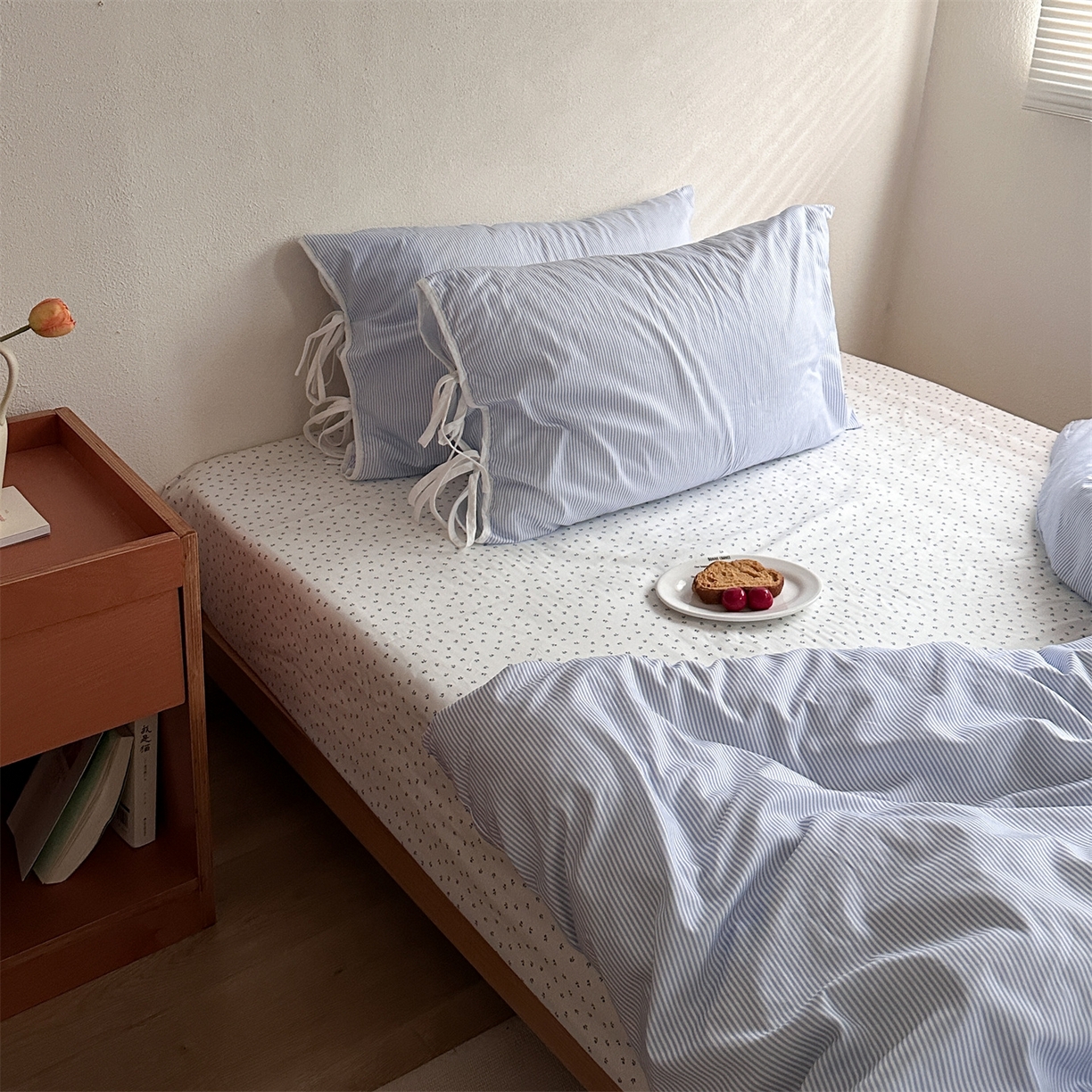 91家纺网 家纺一手货源 找家纺 （总）恋恋三季 2026新款40支纯棉绑带款四件套-星蓝霜糖系列 （套件会员-5 全平台控价：188/228/248 ）