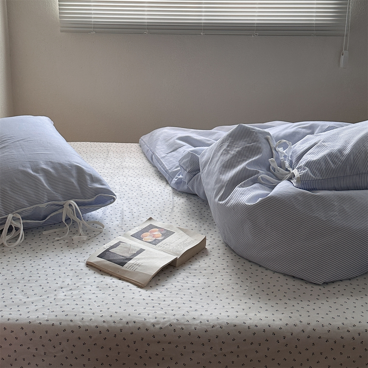 91家纺网 家纺一手货源 找家纺 （总）恋恋三季 2026新款40支纯棉绑带款四件套-星蓝霜糖系列 （套件会员-5 全平台控价：188/228/248 ）