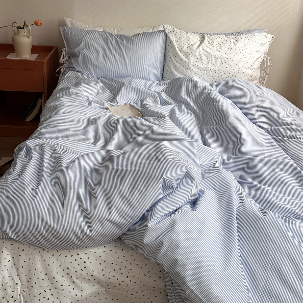 91家纺网 家纺一手货源 找家纺 恋恋三季 2026新款40支纯棉绑带款四件套-星蓝霜糖系列 （套件会员-5 全平台控价：188/228/248 ） 星蓝霜糖【枕套混搭霜糖】