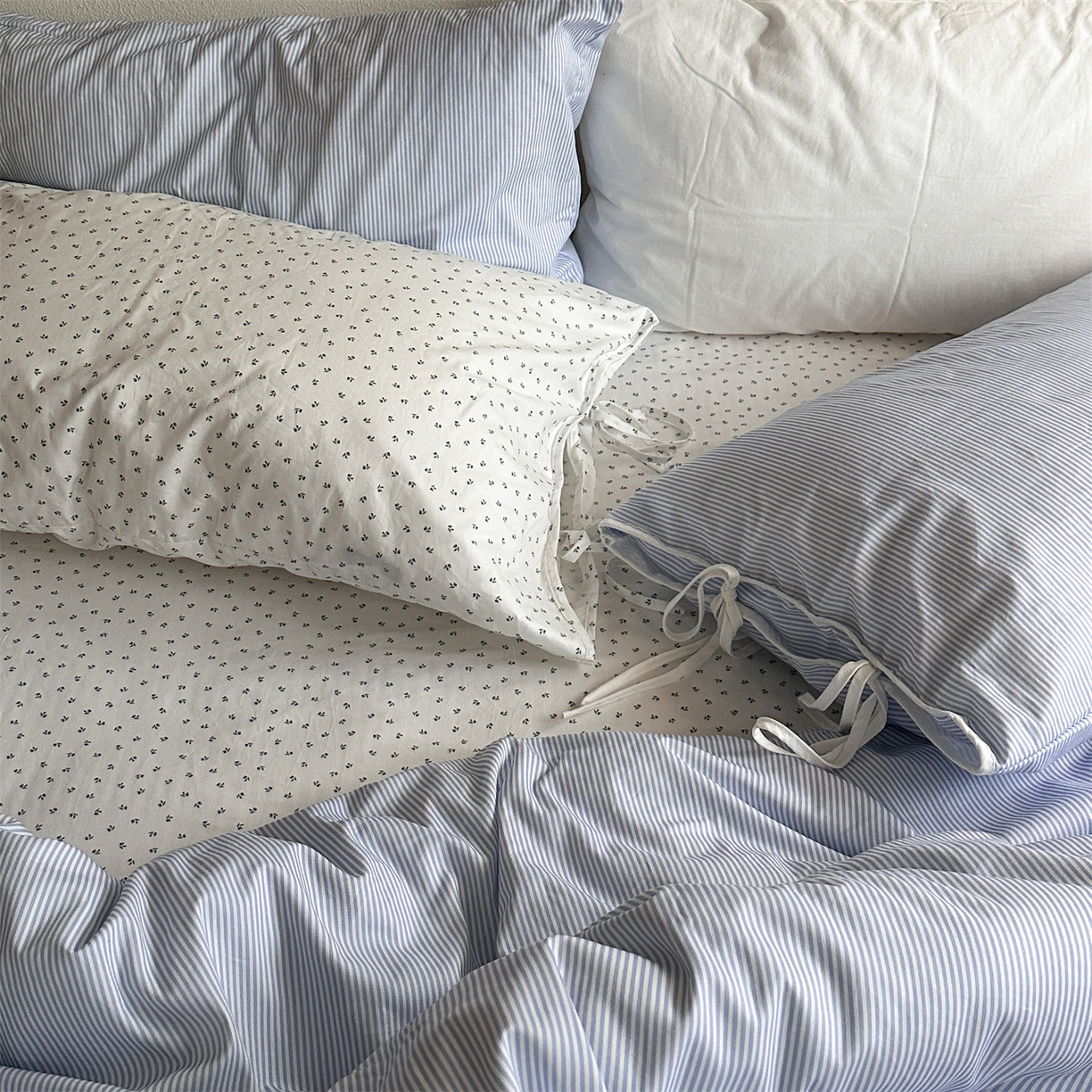 91家纺网 家纺一手货源 找家纺 恋恋三季 2026新款40支纯棉绑带款四件套-星蓝霜糖系列 （套件会员-5 全平台控价：188/228/248 ） 星蓝霜糖【枕套混搭霜糖】