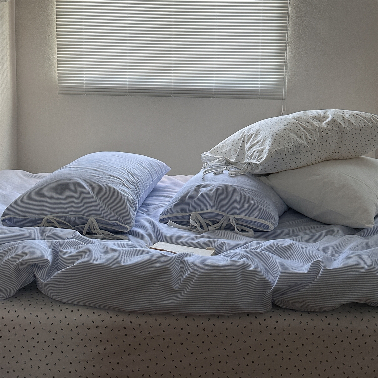 91家纺网 家纺一手货源 找家纺 恋恋三季 2026新款40支纯棉绑带款四件套-星蓝霜糖系列 （套件会员-5 全平台控价：188/228/248 ） 星蓝霜糖【枕套混搭霜糖】