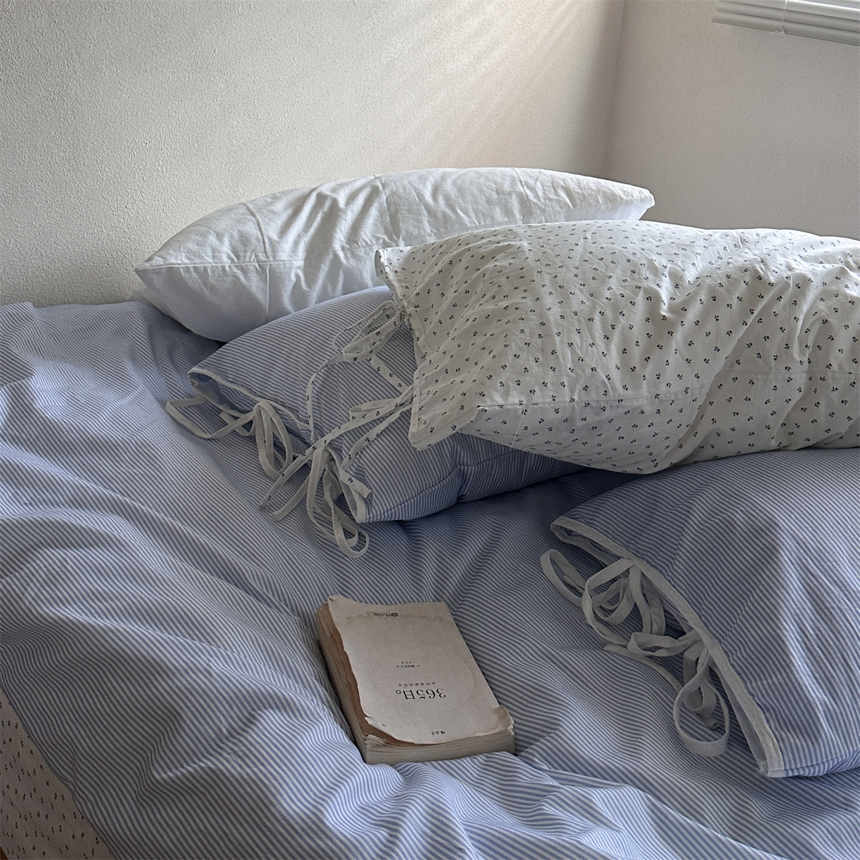 91家纺网 家纺一手货源 找家纺 恋恋三季 2026新款40支纯棉绑带款四件套-星蓝霜糖系列 （套件会员-5 全平台控价：188/228/248 ） 星蓝霜糖【枕套混搭霜糖】