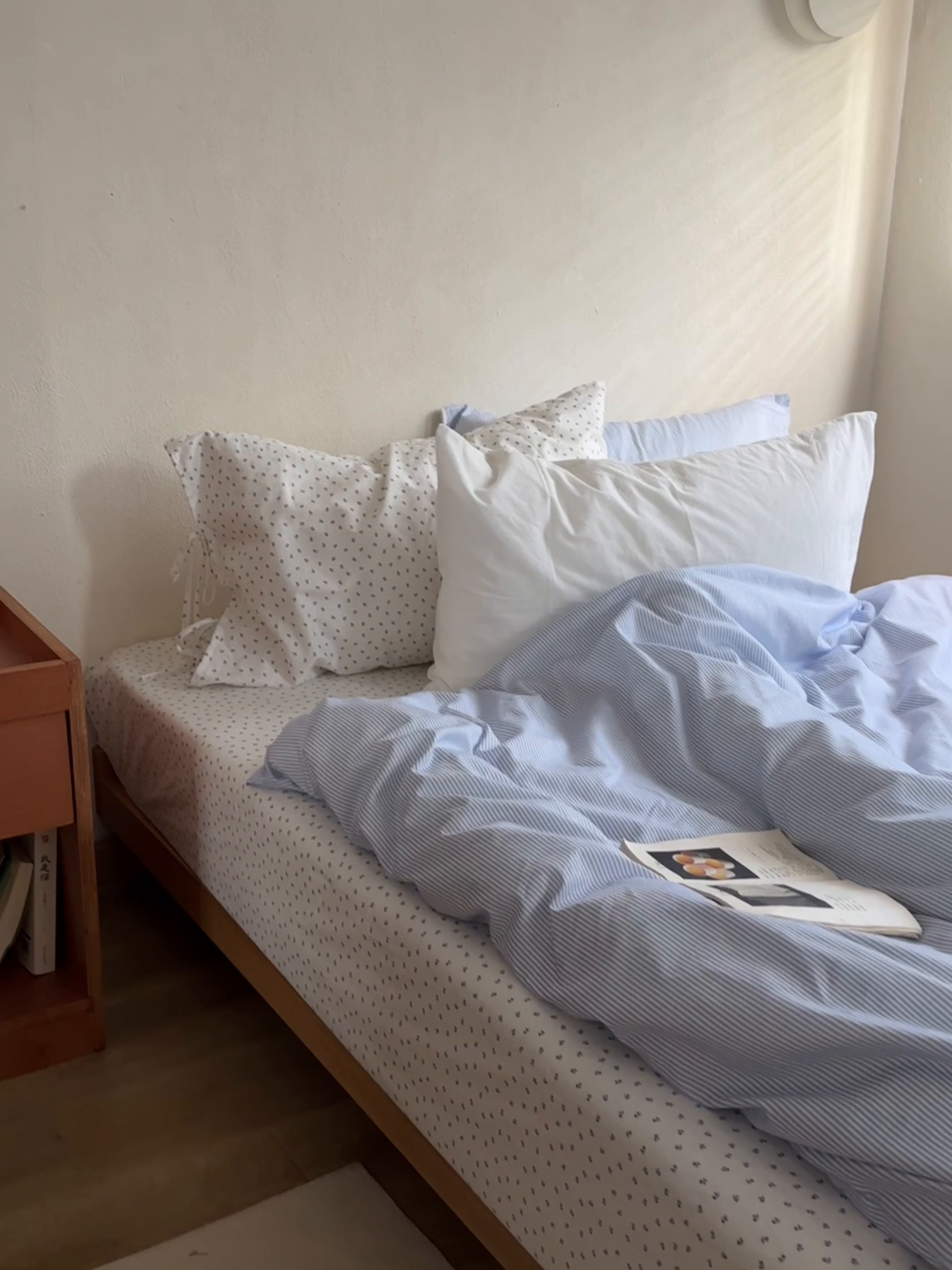 91家纺网 家纺一手货源 找家纺 恋恋三季 2026新款40支纯棉绑带款四件套-星蓝霜糖系列 （套件会员-5 全平台控价：188/228/248 ） 星蓝霜糖【枕套混搭霜糖】