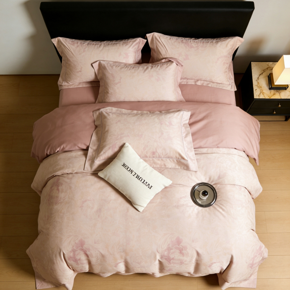 91家纺网 家纺一手货源 找家纺 淳绵家居 2026新款色织提花四件套 花漾 海棠红