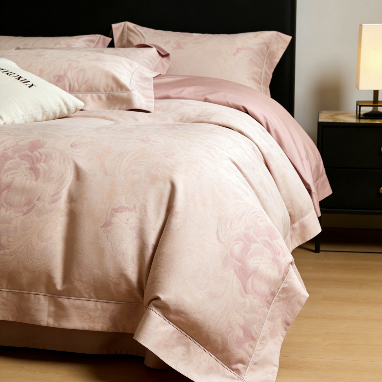 91家纺网 家纺一手货源 找家纺 淳绵家居 2026新款色织提花四件套 花漾 海棠红