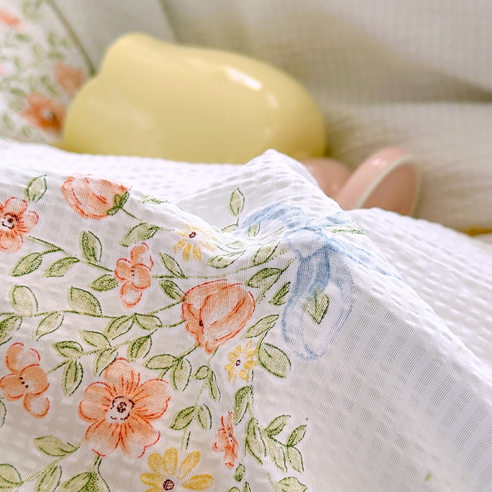 91家纺网 家纺一手货源 找家纺 家贝爱 2026新款轻氧泡泡棉被套 春日时光