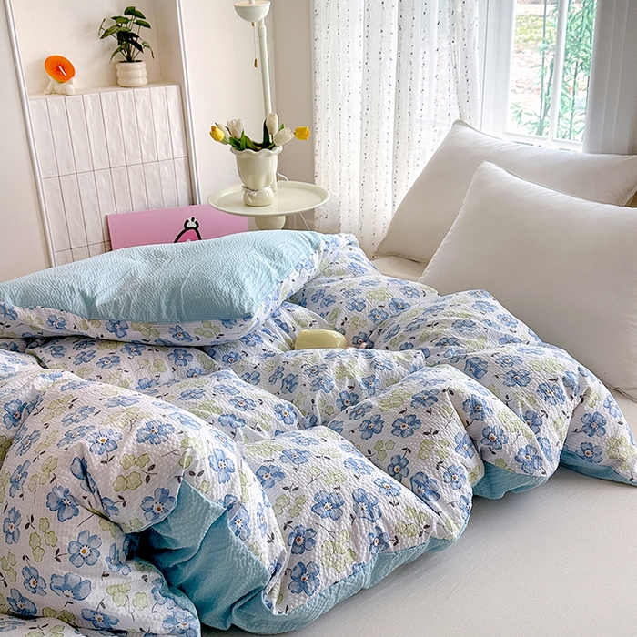 91家纺网 家纺一手货源 找家纺 家贝爱 2026新款轻氧泡泡棉被套 蓝色妖姬