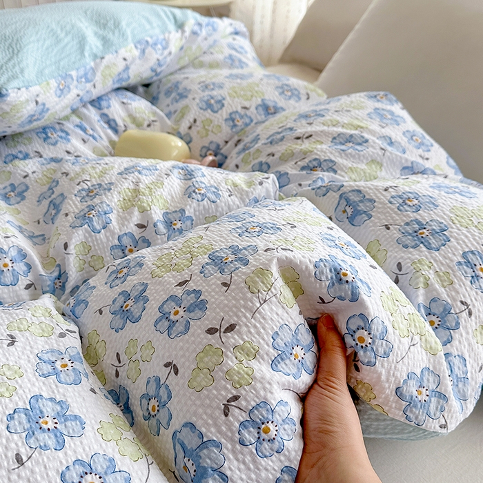 91家纺网 家纺一手货源 找家纺 家贝爱 2026新款轻氧泡泡棉被套 蓝色妖姬