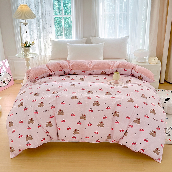 91家纺网 家纺一手货源 找家纺 家贝爱 2026新款轻氧泡泡棉被套 桃之夭夭