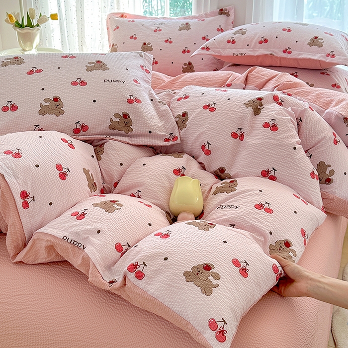 91家纺网 家纺一手货源 找家纺 家贝爱 2026新款轻氧泡泡棉被套 桃之夭夭