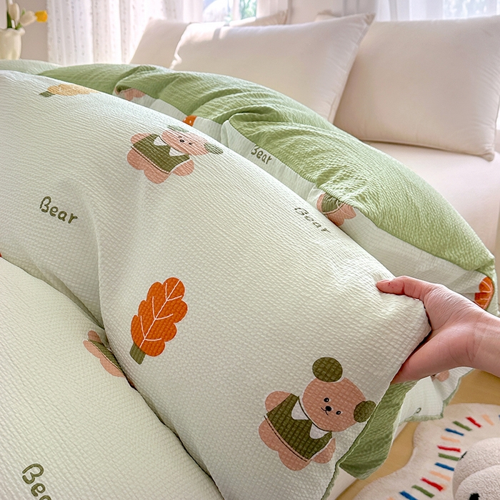 91家纺网 家纺一手货源 找家纺 家贝爱 2026新款轻氧泡泡棉被套 小熊木木