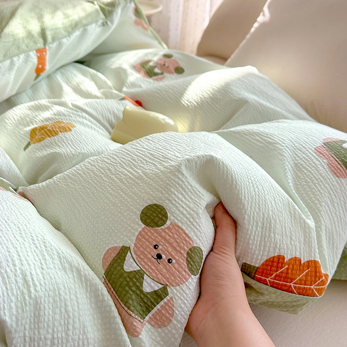 91家纺网 家纺一手货源 找家纺 家贝爱 2026新款轻氧泡泡棉被套 小熊木木