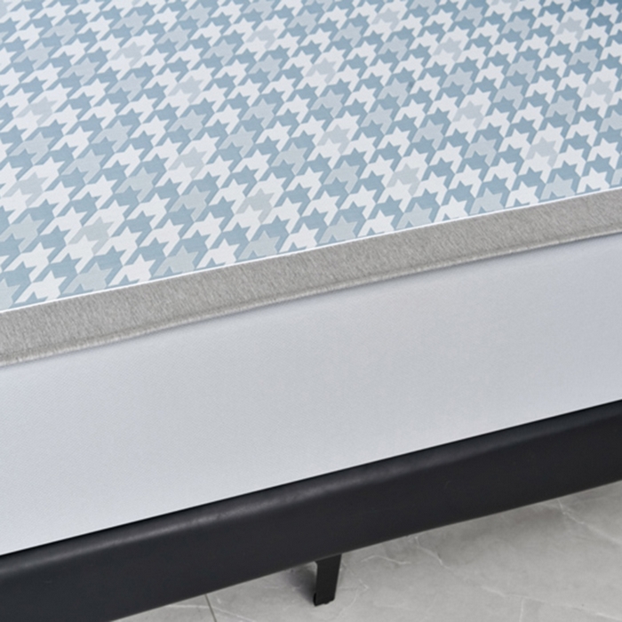 91家纺网 家纺一手货源 找家纺 小牛席业 2026新款PE千鸟格凉感冰丝席系列（床笠款） 蓝色