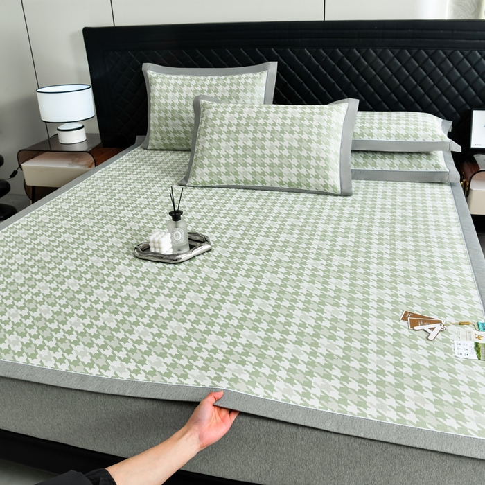 91家纺网 家纺一手货源 找家纺 小牛席业 2026新款PE千鸟格凉感冰丝席席子凉席 绿色