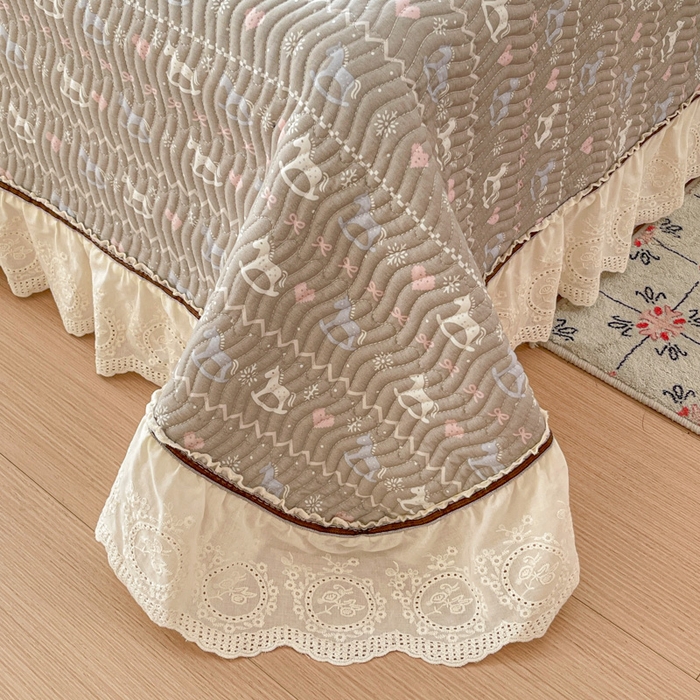 91家纺网 家纺一手货源 找家纺 岚吉家纺 2026年新款A类法式全棉花边床盖三件套四件套 恋歌