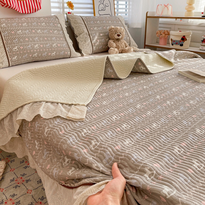 91家纺网 家纺一手货源 找家纺 岚吉家纺 2026年新款A类法式全棉花边床盖三件套四件套 恋歌