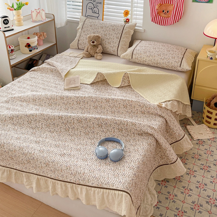 91家纺网 家纺一手货源 找家纺 岚吉家纺 2026年新款A类法式全棉花边床盖三件套四件套 露华浓-咖