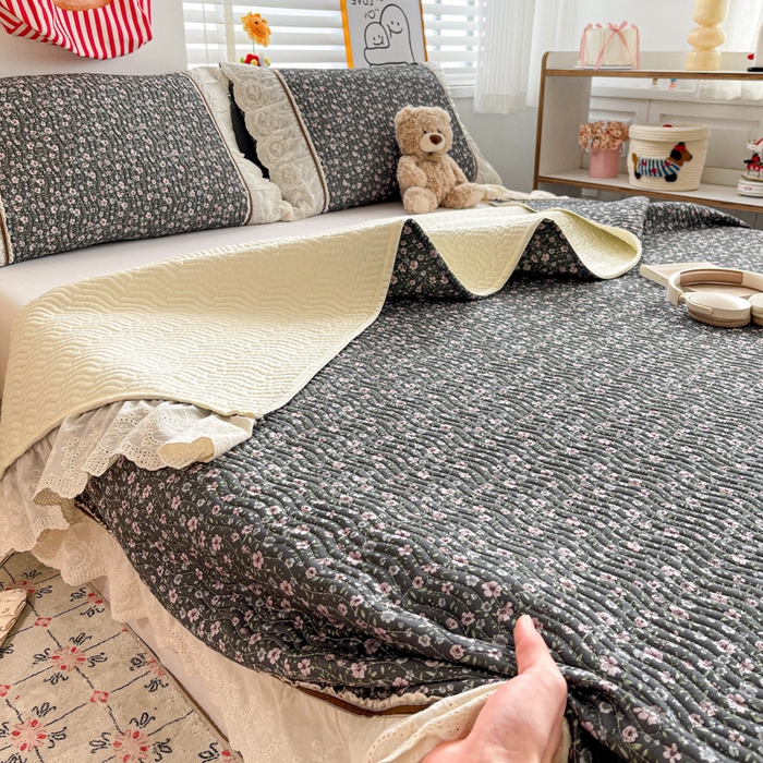 91家纺网 家纺一手货源 找家纺 岚吉家纺 2026年新款A类法式全棉花边床盖三件套四件套 梅溪渡-灰